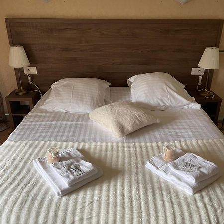 Hotel Du Commerce Semur-en-Auxois Ngoại thất bức ảnh
