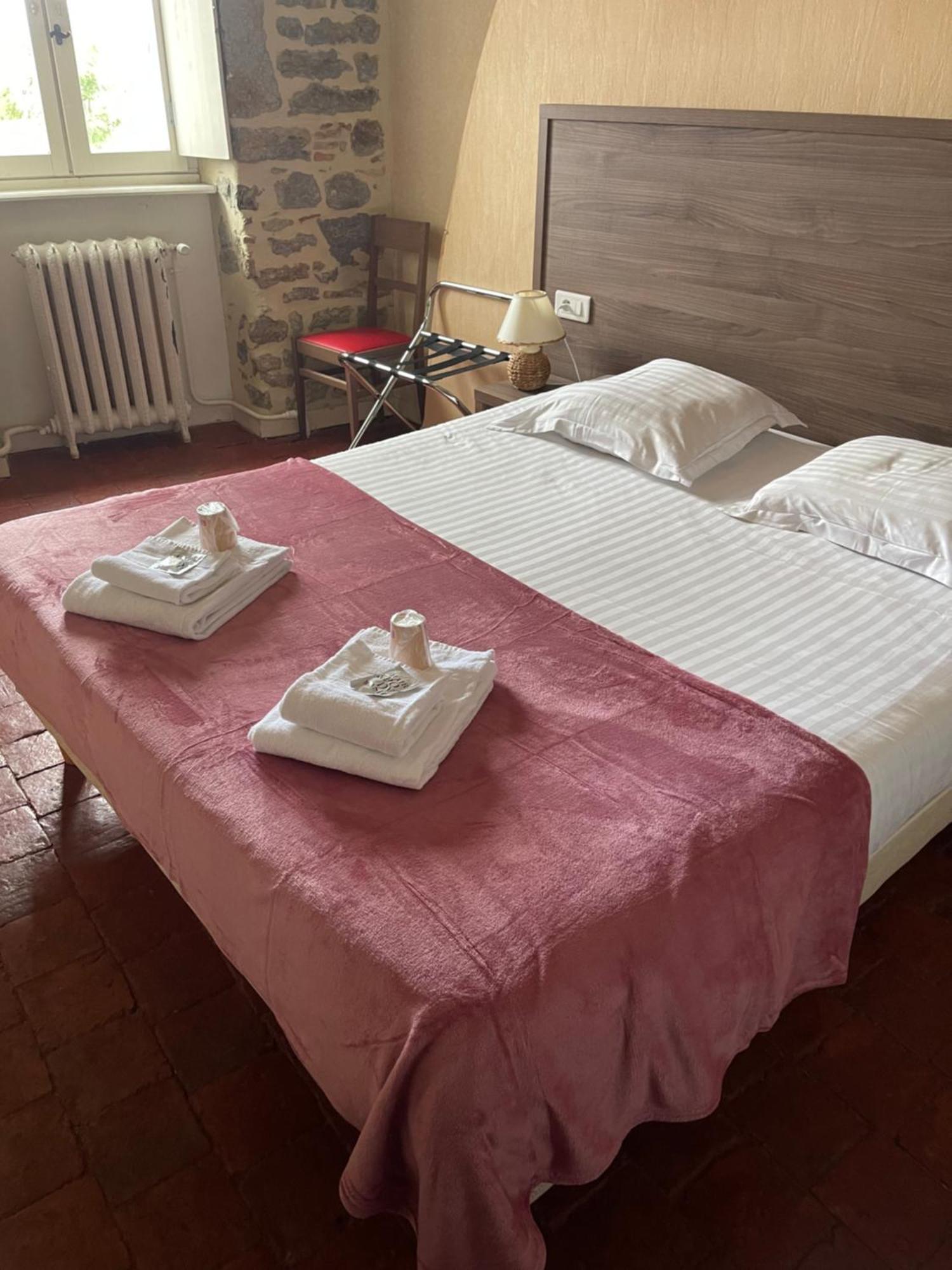 Hotel Du Commerce Semur-en-Auxois Ngoại thất bức ảnh